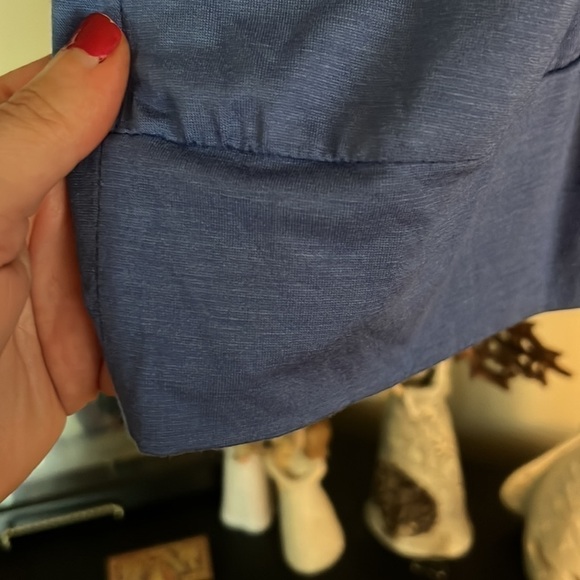 MAURICE’S Periwinkle Blue V-Neck Tie Front Short Sleeve Top, Size Medium, EUC. - Picture 6 of 7